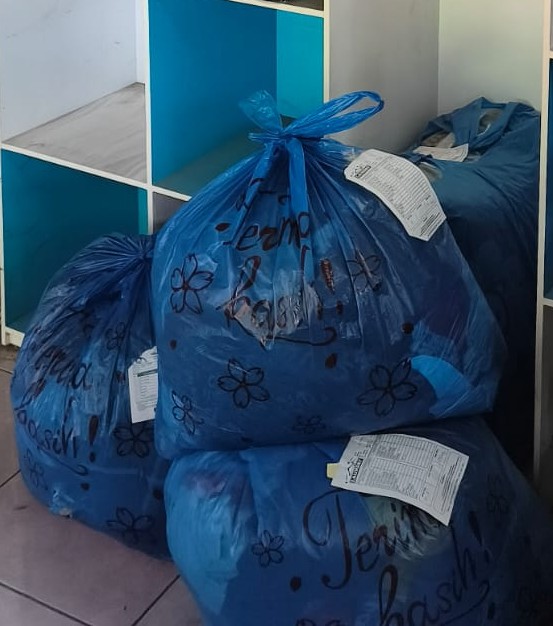 Packing Besar